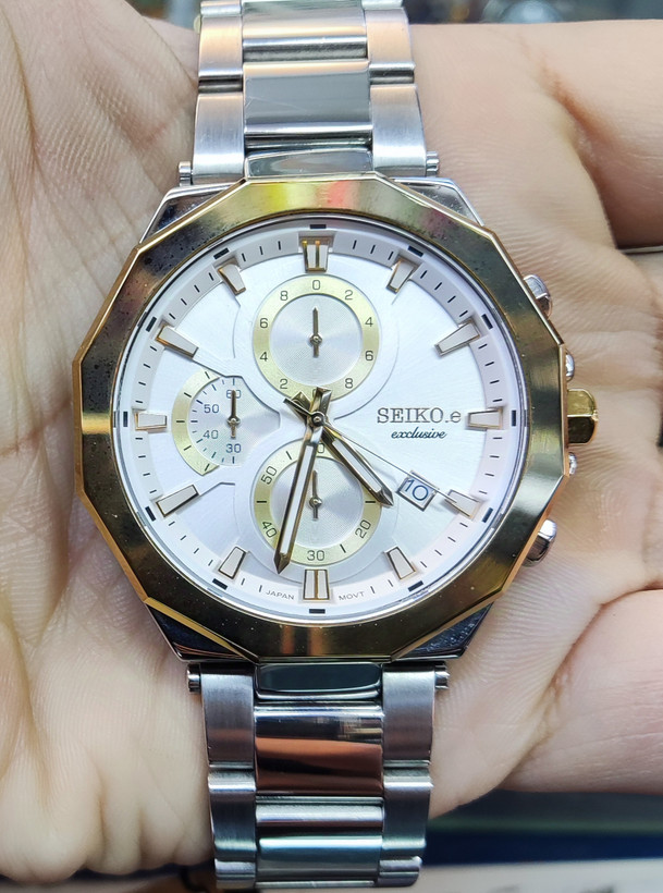 ساعت مچی مردانه SEIKO سیکو فلزی سه موتور فعال کورنوگراف بند استیل قاب طلایی استیل صفحه استیل کد 3095