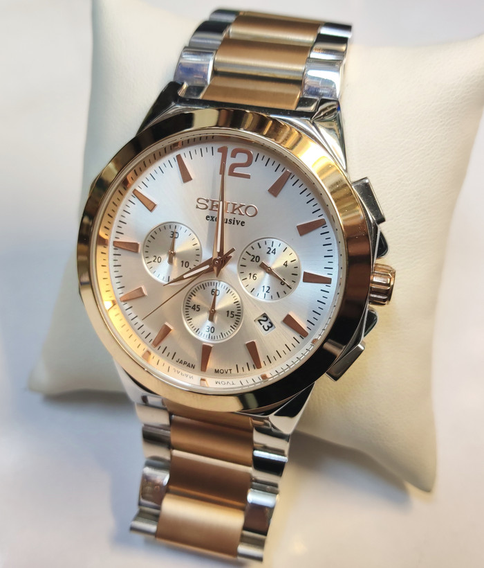 ساعت مچی مردانه SEIKO سیکو فلزی سه موتور فعال کورنوگراف بند رزگلد استیل قاب رزگلد استیل صفحه استیل کد 3023