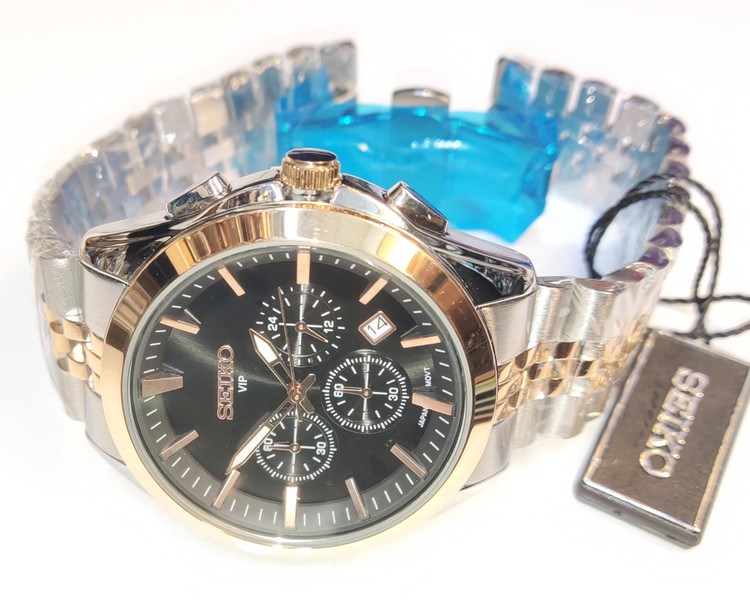 ساعت مچی مردانه SEIKO سیکو فلزی سه موتور فعال کورنوگراف بند رزگلد استیل قاب رزگلد استیل صفحه مشکی کد 8016
