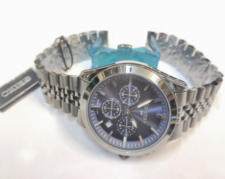 ساعت مچی مردانه SEIKO سیکو فلزی سه موتور فعال کورنوگراف بندو قاب دودی نوک مدادی صفحه سورمه ای کد 8016
