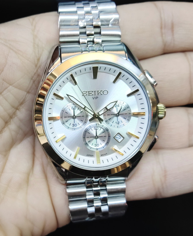 ساعت مچی مردانه SEIKO سیکو فلزی سه موتور فعال کورنوگراف بند استیل قاب طلایی استیل صفحه استیل کد 8016