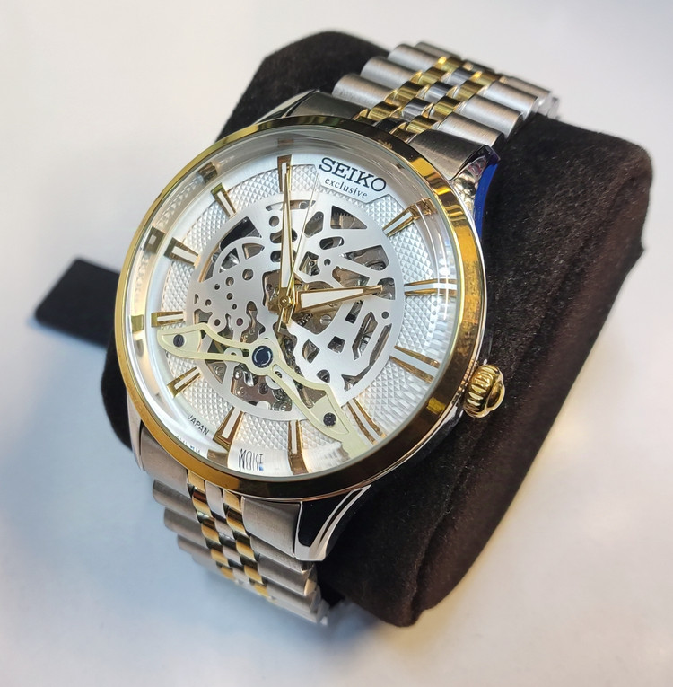 ساعت مچی مردانه SEIKO سیکو فلزی اتوماتیک مکانیکی اسکلتون درب پشت شیشه ای بند و قاب طلایی استیل صفحه استیل کد 3026