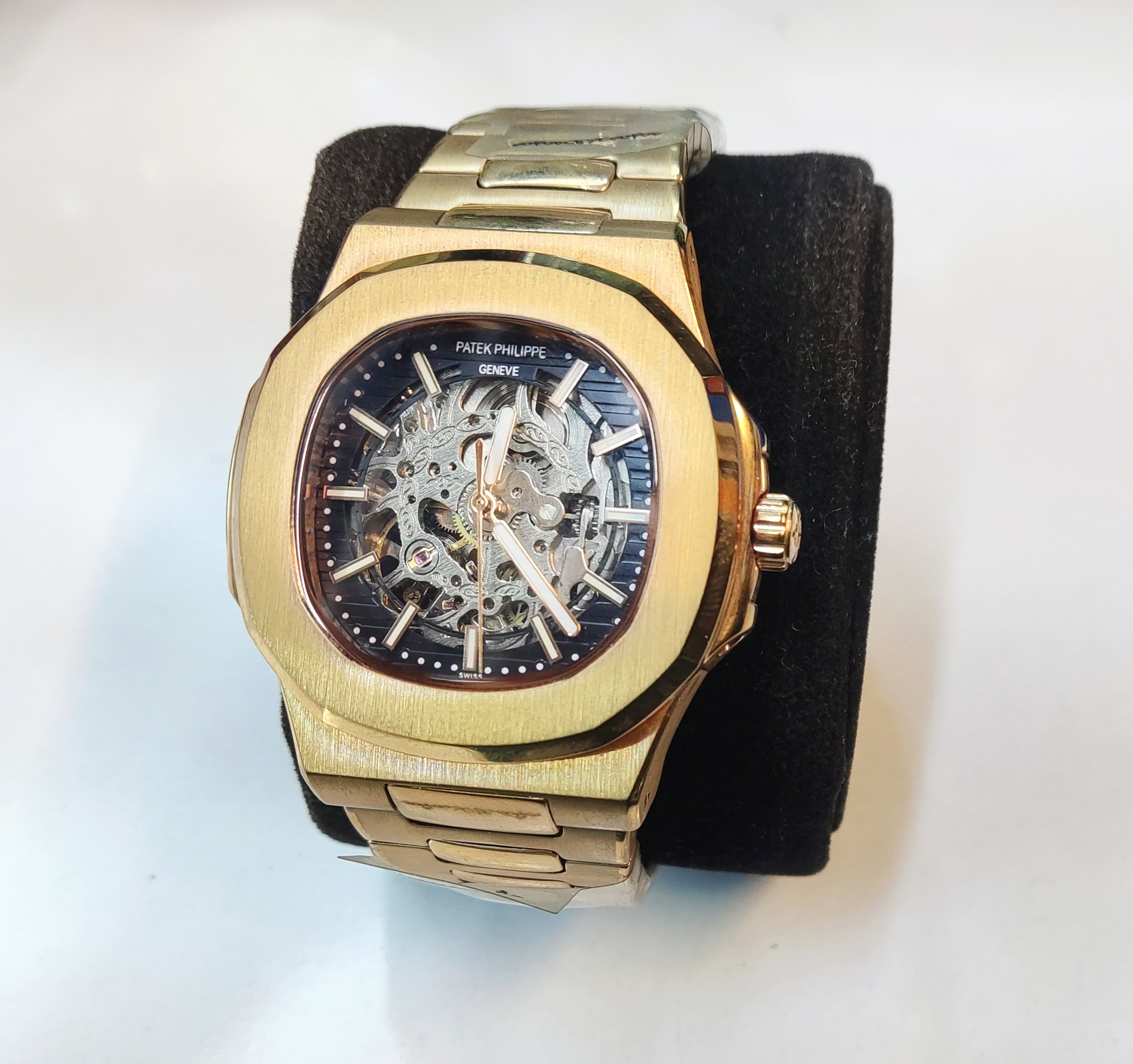 ساعت مچی مردانه PATEK PHILIPPE پتک فیلیپ ناتیلوس فلزی اتوماتیک مکانیکی اسکلتون موتور پیدا درب پشت شیشه ای بند و قاب رزگلد صفحه مشکی  کد A38EAP